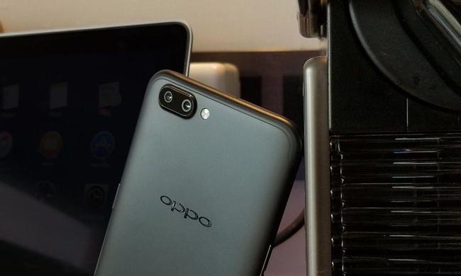 OPPOR11外观设计（OPPOR11外观设计的审美魅力与先进技术）