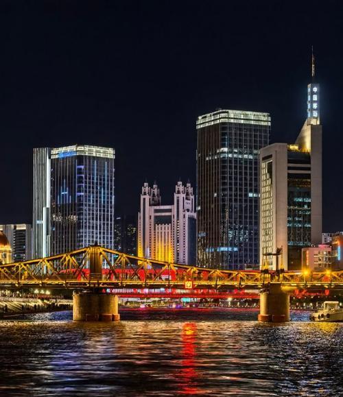 华为手机夜景拍摄技巧全解析（用华为手机拍出震撼夜景照片的秘诀揭密）
